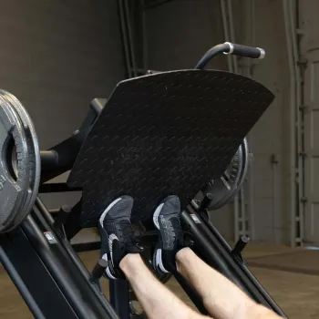 Body-Solid Pro ClubLine SGLP-500 – Fußplatte im Detail