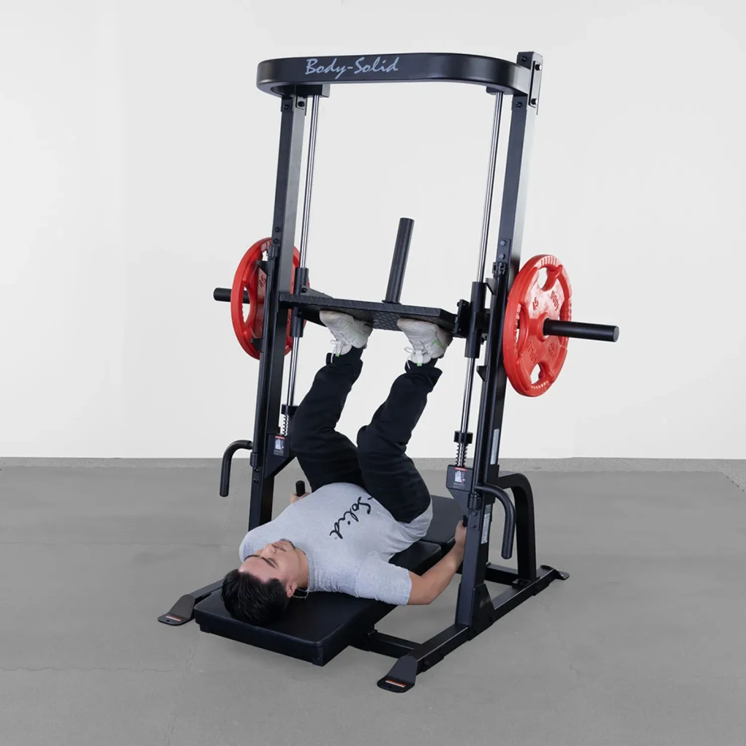 Body-Solid vertikale Beinpresse GVLP – Training in Rückenlage