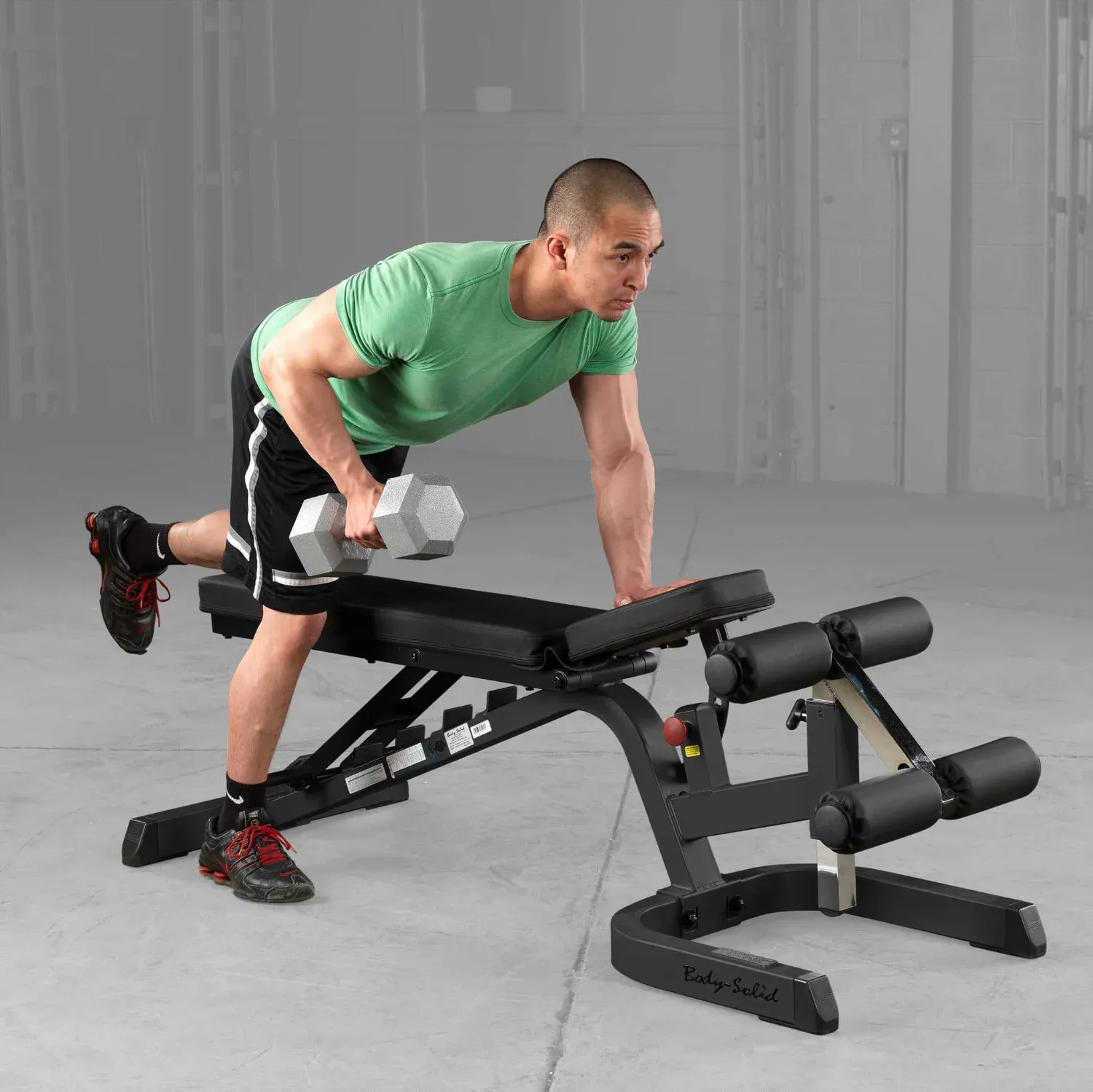 Body-Solid Kombibank Profi GFID-71B Black Edition – einarmiges Rudern